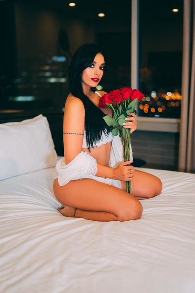 Escort in Fontana CA